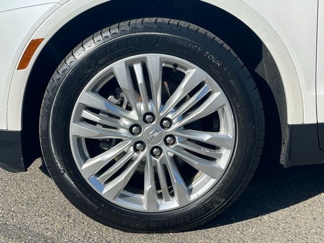 2019 Cadillac XT5 Premium Luxury