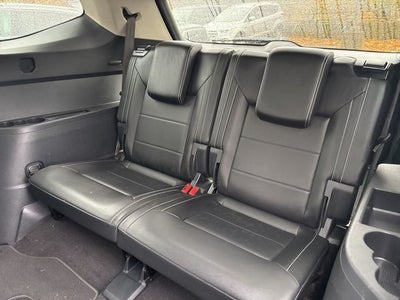 2021 Volkswagen Atlas 3.6L V6 SE w/Technology R-Line