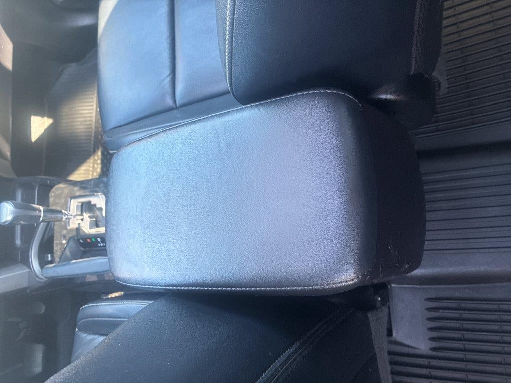 2017 Toyota RAV4 Platinum