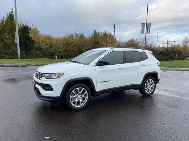 2024 Jeep Compass Latitude Lux