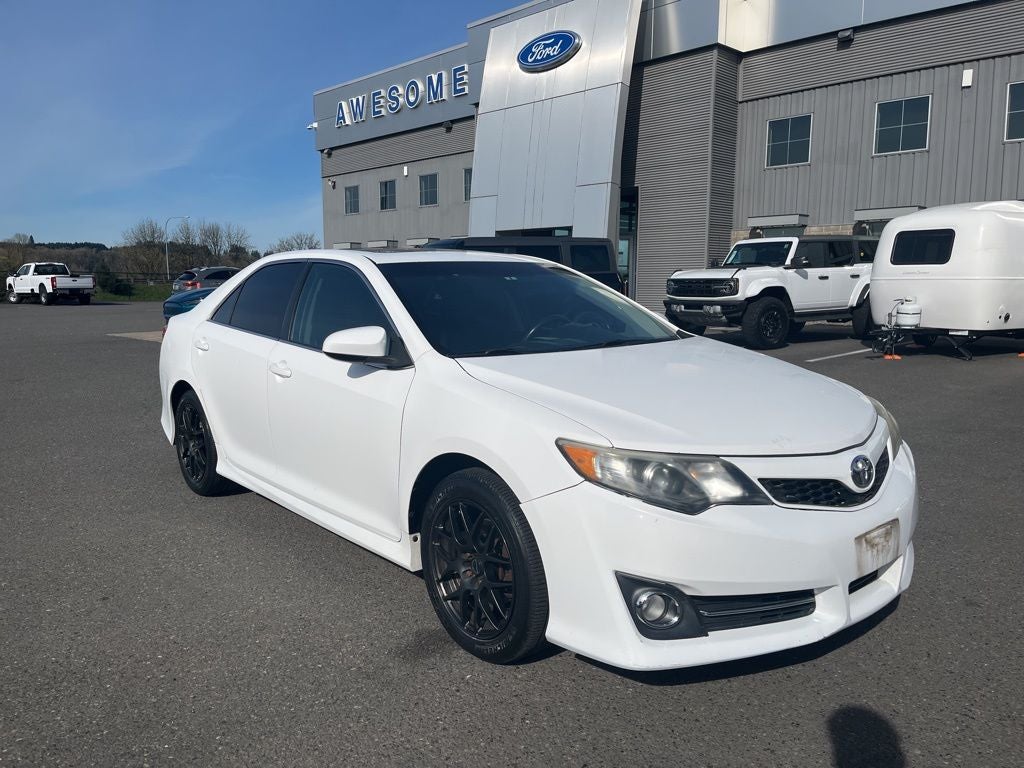 2013 Toyota Camry SE