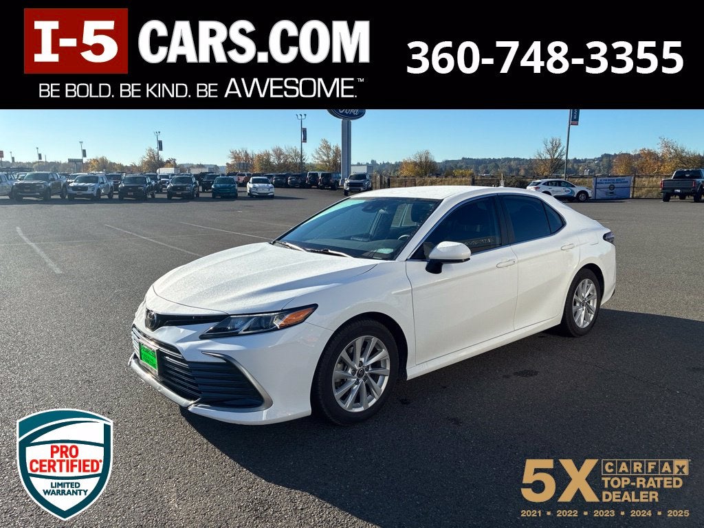2022 Toyota Camry LE