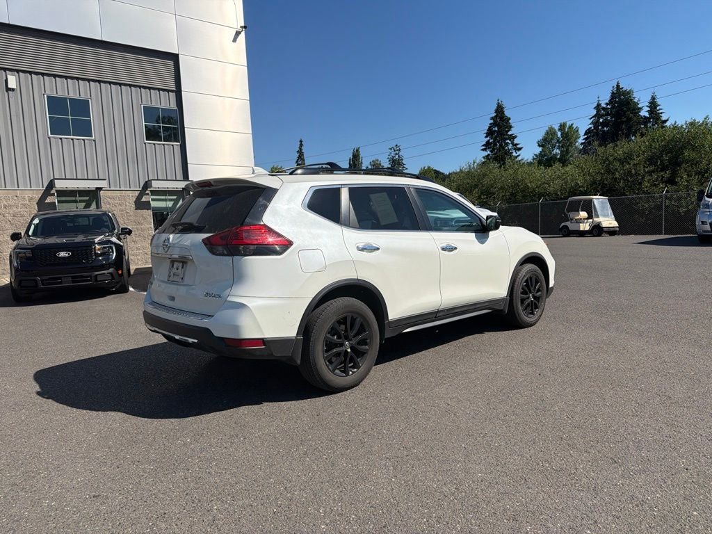 2017 Nissan Rogue SV