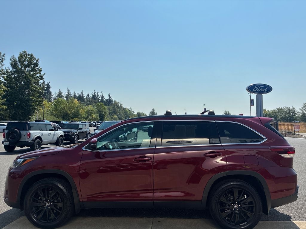 2019 Toyota Highlander SE