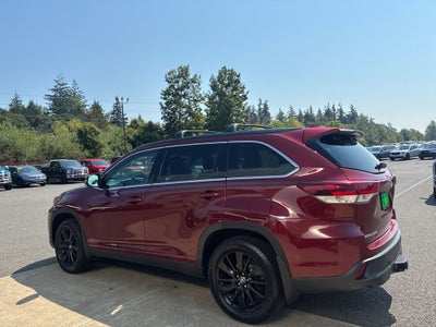 2019 Toyota Highlander SE