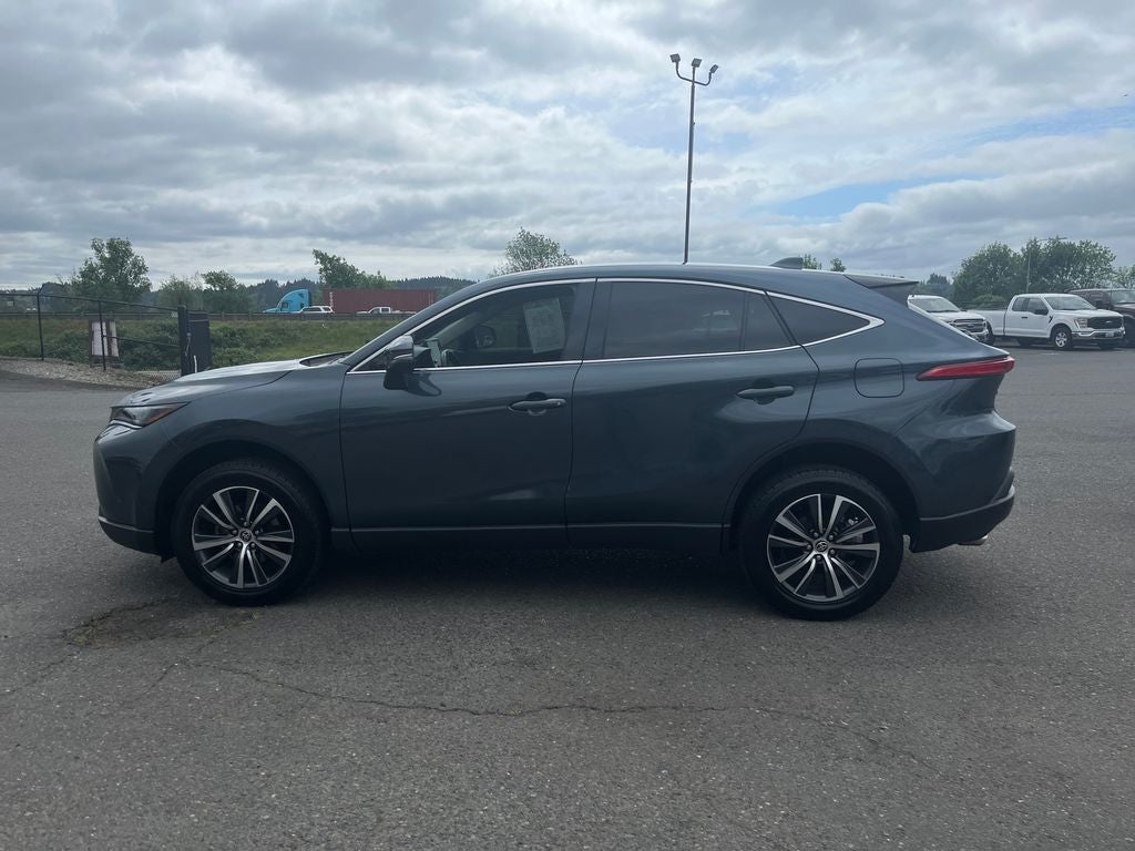 2022 Toyota Venza LE