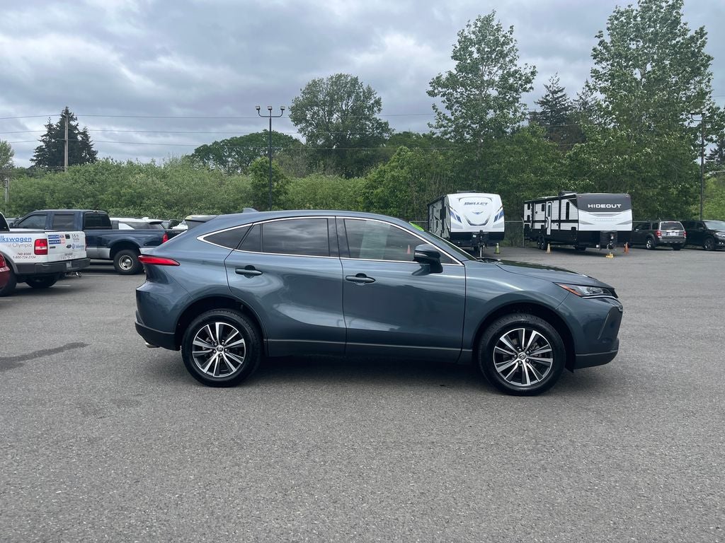2022 Toyota Venza LE