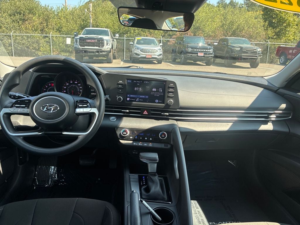 2022 Hyundai Elantra SEL