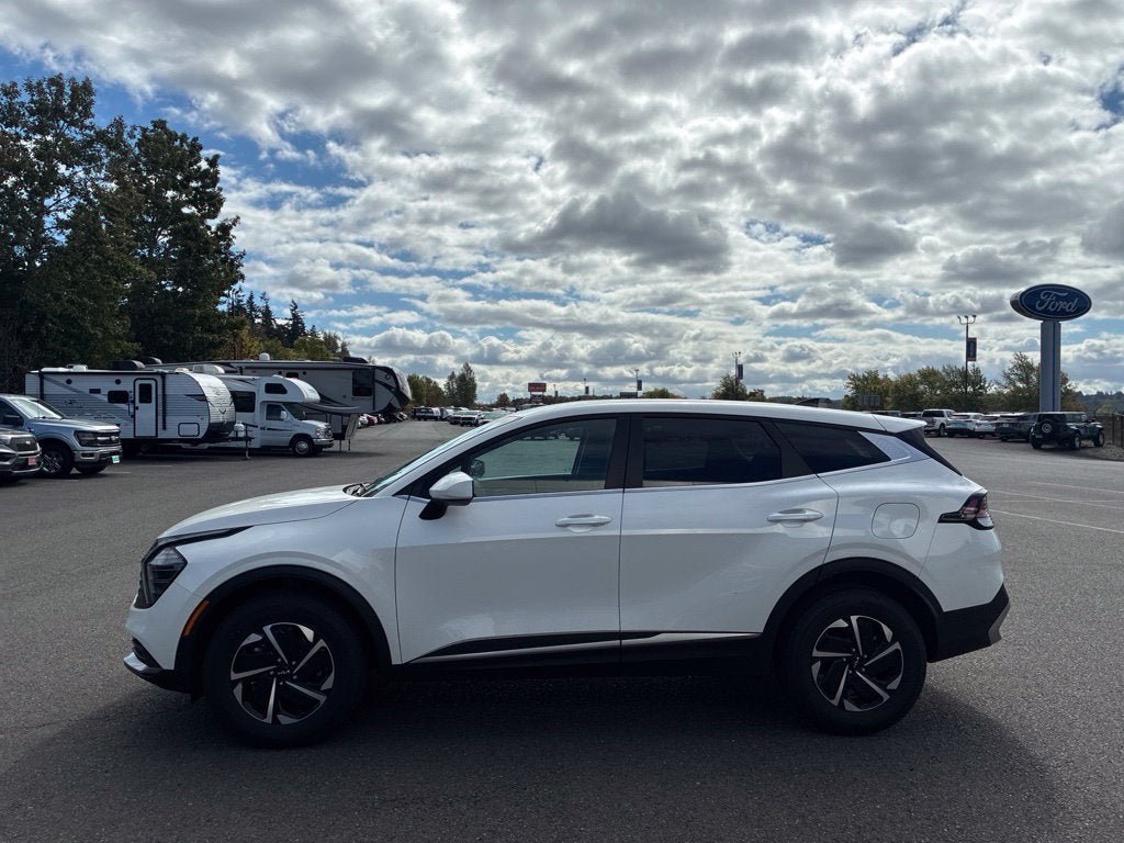 2024 Kia Sportage Hybrid LX