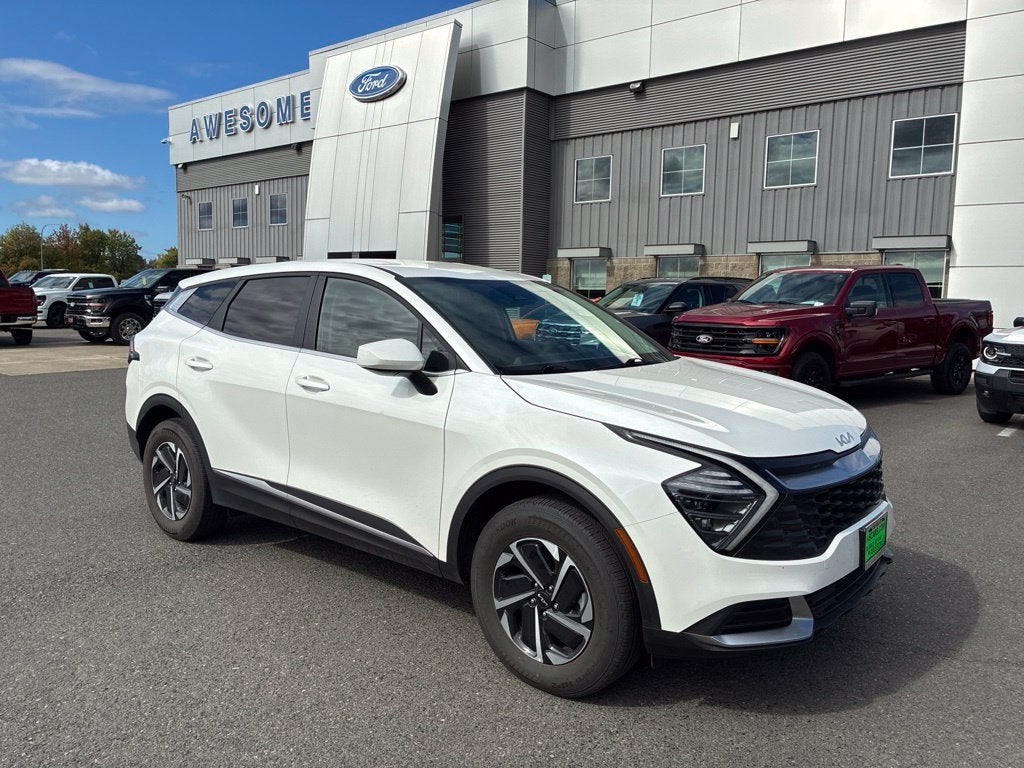 2024 Kia Sportage Hybrid LX